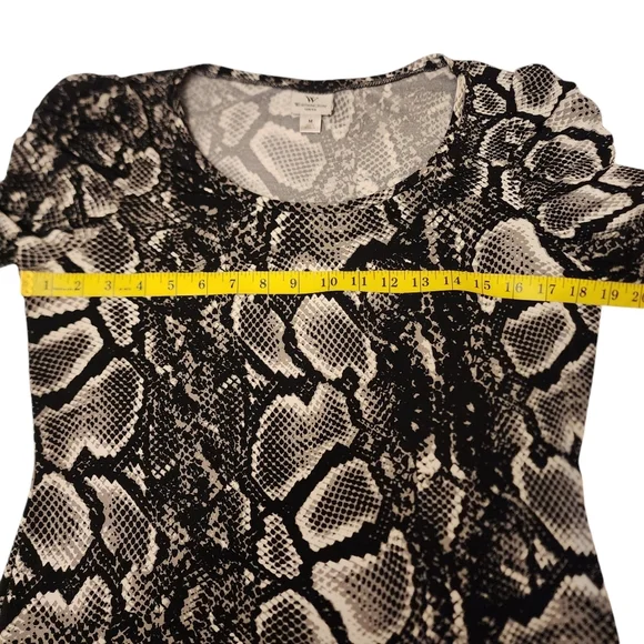 Worthington Snake Print Half Puff Sleeve Stretchy Blouse Size M - Picture 8 of 9